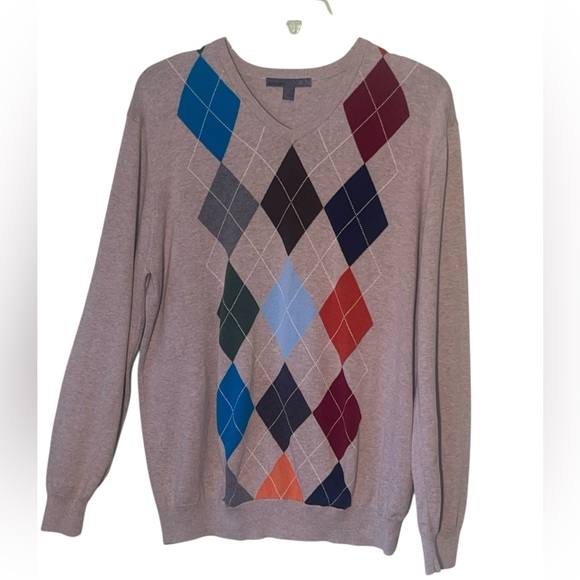 Old Navy Vintage V-neck Cotton Argyle sweater. Size XL GUC - Picture 5 of 9